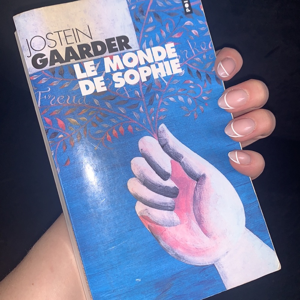 Le monde de Sophie book by Jostein Gaarder